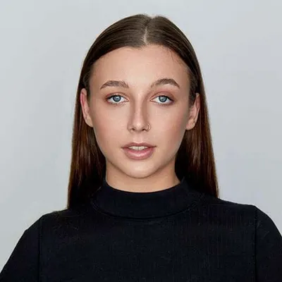 Emma Chamberlain - Book Recommendations (BookSelects)