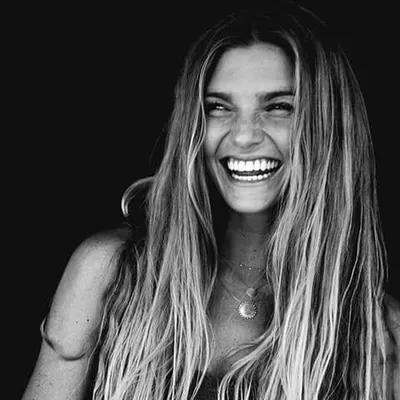 Sjana Elise Earp - Book Recommendations (BookSelects)