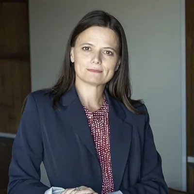 Amy Hood - Book Recommendations (BookSelects)