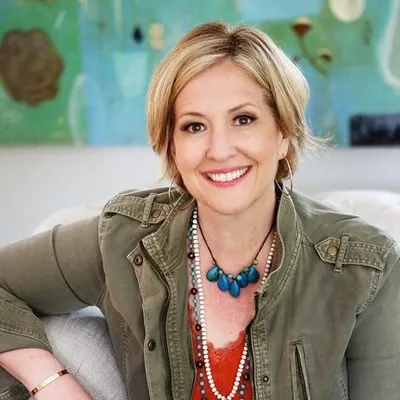 Brene Brown - Book Recommendations (BookSelects)