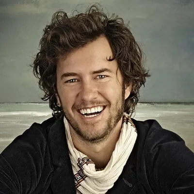 Blake Mycoskie - Book Recommendations (BookSelects)