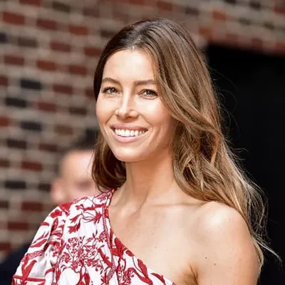 Jessica Biel - Book Recommendations (BookSelects)
