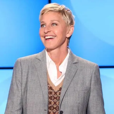 Ellen DeGeneres - Book Recommendations (BookSelects)