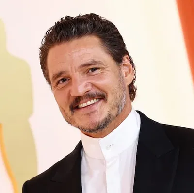 Pedro Pascal - Book Recommendations (BookSelects)