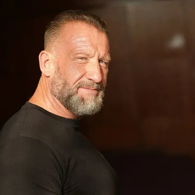 Dorian Yates - Book Recommendations (BookSelects)